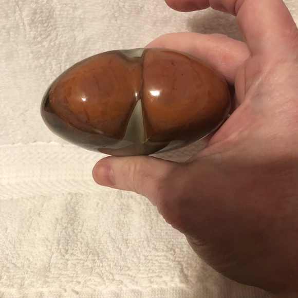 Polychrome jasper carved heart stone - Picture 6 of 8